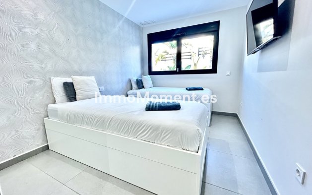 Resale - Detached villa - Orihuela - Los Balcones