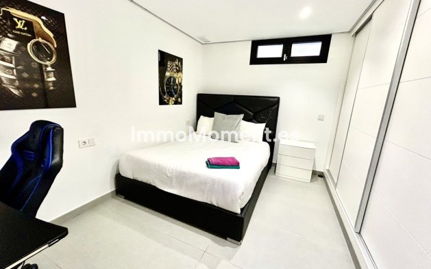 Resale - Detached villa - Orihuela - Los Balcones