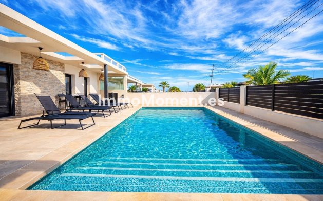 Resale - Detached villa - Orihuela - Los Balcones