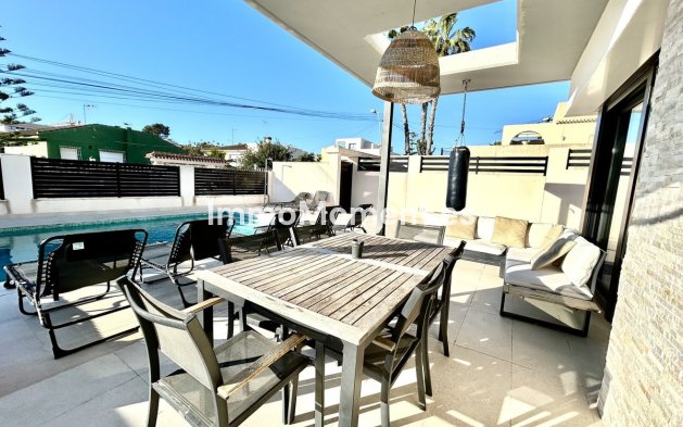 Resale - Detached villa - Orihuela - Los Balcones