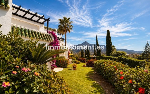 Resale - Townhouse - Marbella - Marbella Centro