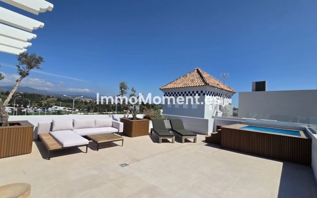 Resale - Apartment - Estepona - Estepona Centro