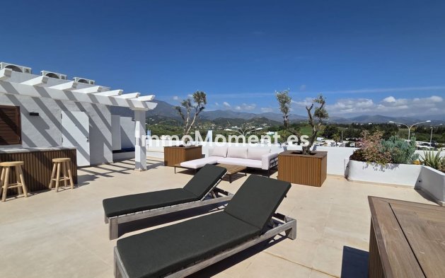 Resale - Apartment - Estepona - Estepona Centro