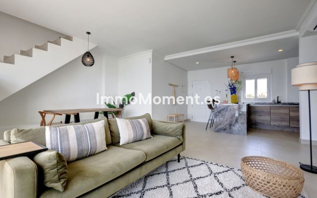 Resale - Apartment - Estepona - Estepona Centro