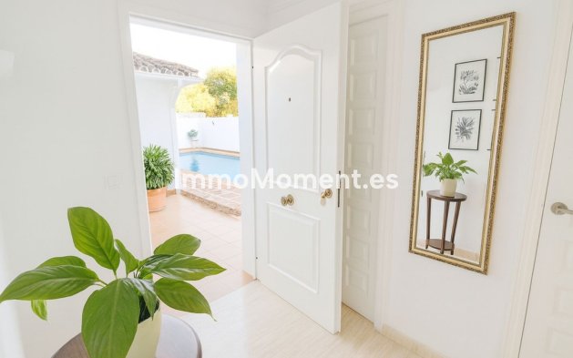 Wiederverkauf - Freistehende Villa - Marbella - El Rosario