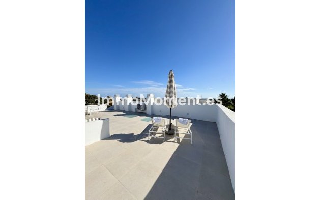 Resale - Apartment - Benahavís - La Quinta