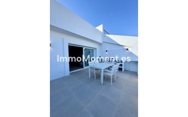 Resale - Apartment - Benahavís - La Quinta