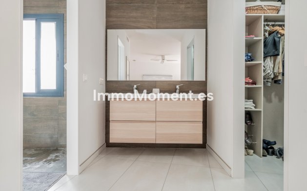 Wiederverkauf - Wohnung - Marbella - Puerto de Cabopino