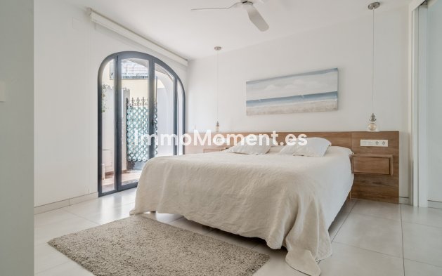 Wiederverkauf - Wohnung - Marbella - Puerto de Cabopino