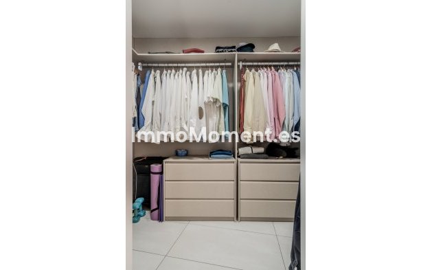 Wiederverkauf - Wohnung - Marbella - Puerto de Cabopino