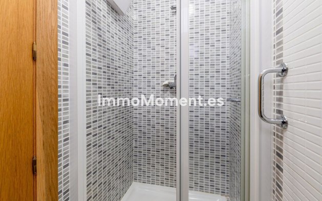 Revente - Maison mitoyenne - Intérieur                       - Coín