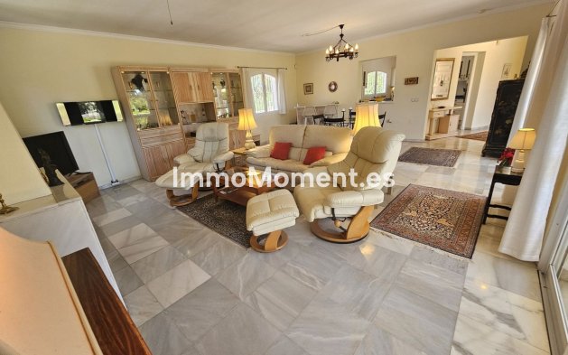 Resale - Detached villa - Mijas - El Chaparral