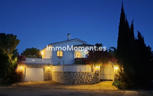 Resale - Detached villa - Mijas - El Chaparral