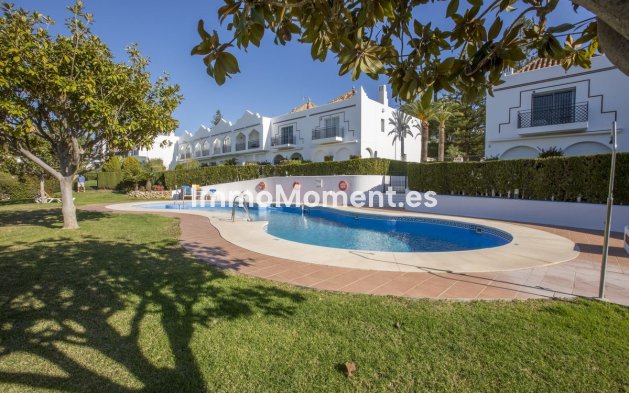 Wiederverkauf - Freistehende Villa - Marbella - Nueva Andalucía