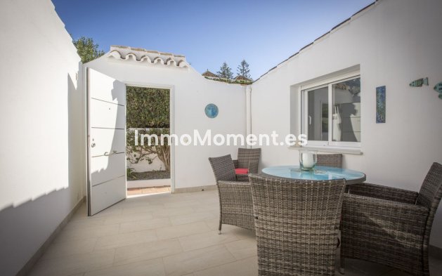Wiederverkauf - Freistehende Villa - Marbella - Nueva Andalucía