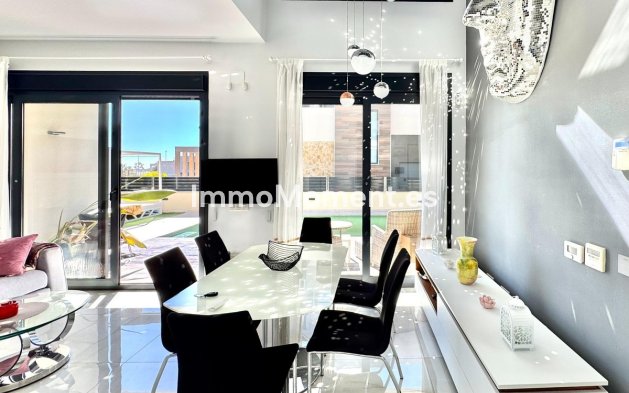 Wiederverkauf - Freistehende Villa - Orihuela - Lomas de Cabo Roig