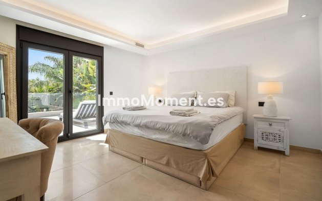 Resale - Detached villa - Marbella - Marbesa