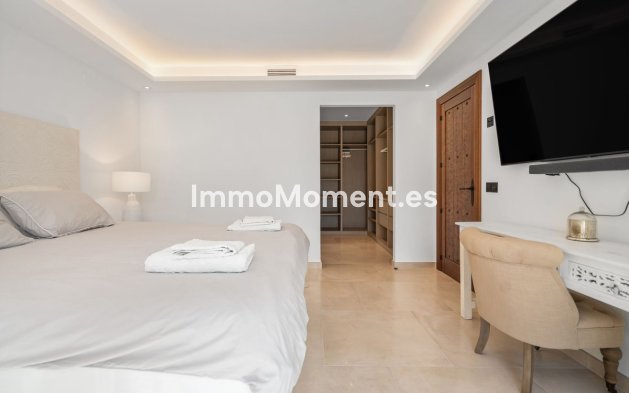 Resale - Detached villa - Marbella - Marbesa