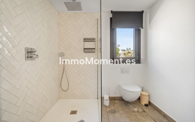 Resale - Detached villa - Marbella - Marbesa
