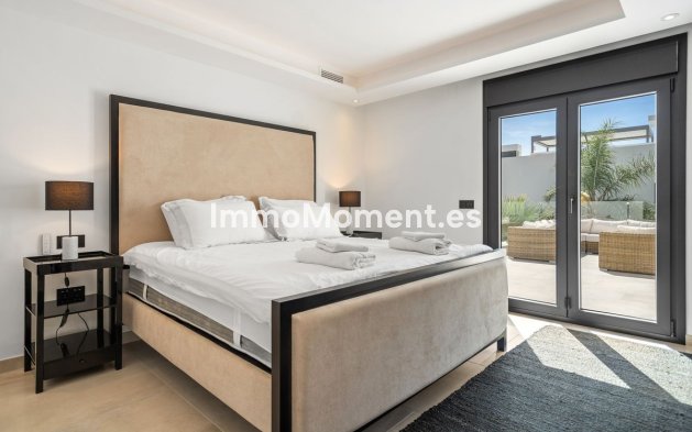 Resale - Detached villa - Marbella - Marbesa