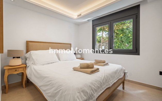 Resale - Detached villa - Marbella - Marbesa
