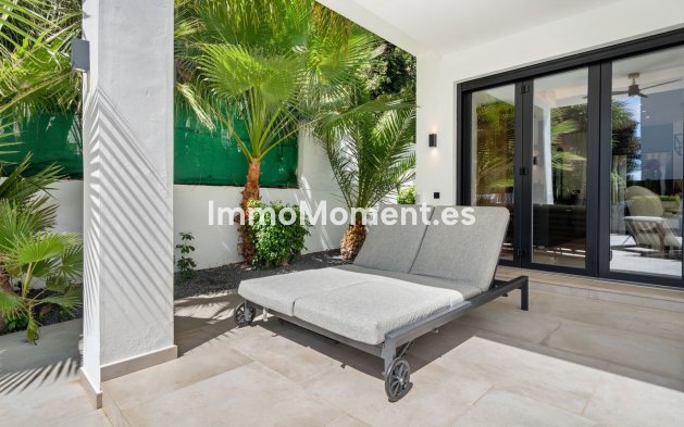 Resale - Detached villa - Marbella - Marbesa