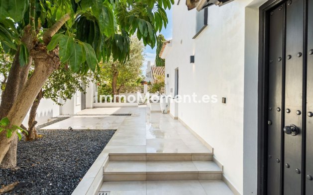 Resale - Detached villa - Marbella - Marbesa