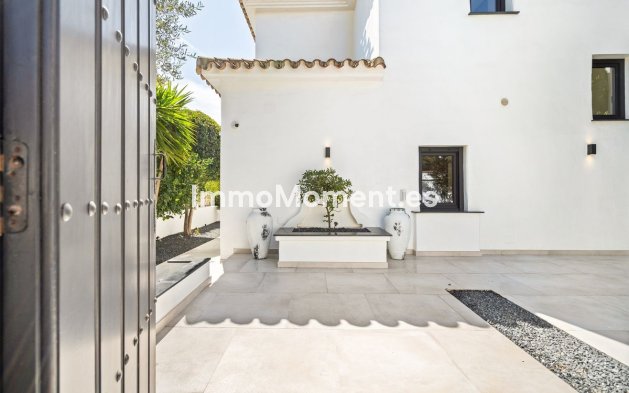 Resale - Detached villa - Marbella - Marbesa