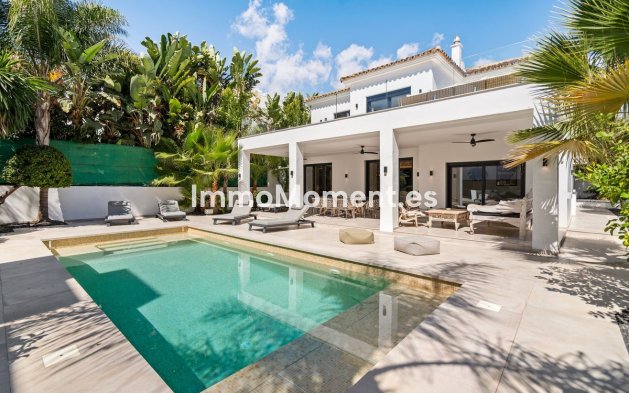 Resale - Detached villa - Marbella - Marbesa