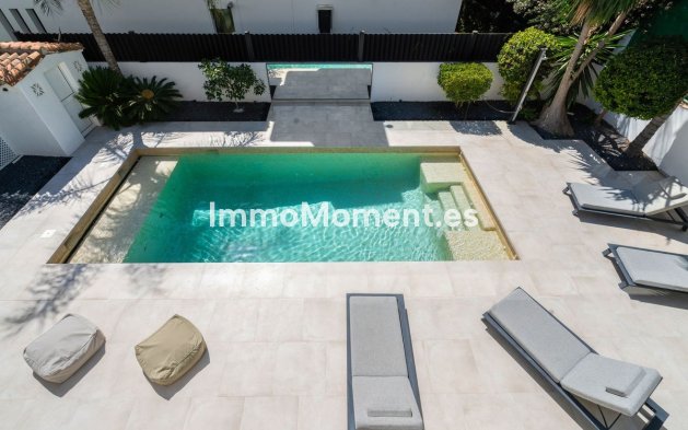 Resale - Detached villa - Marbella - Marbesa