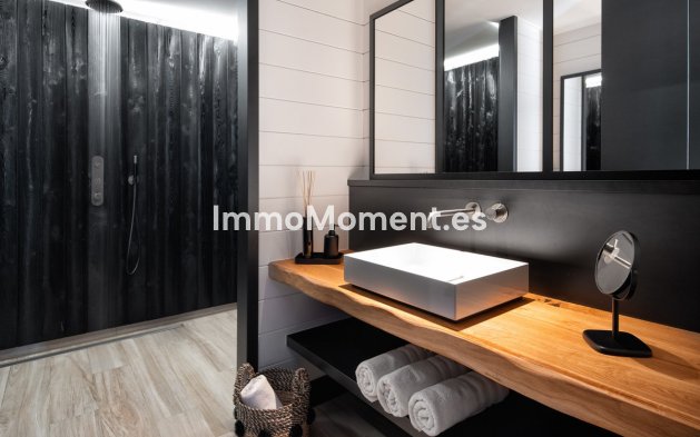 Reventa - Villa independiente - Estepona  - Valle Romano