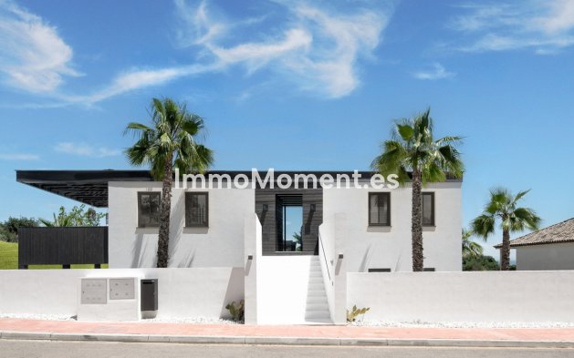 Reventa - Villa independiente - Estepona  - Valle Romano