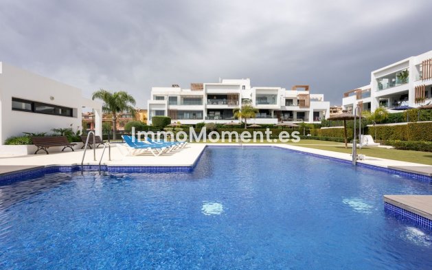 Reventa - Apartamento - Estepona  - Estepona Centro