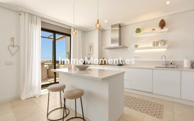 Resale - Townhouse - Estepona - Estepona Centro