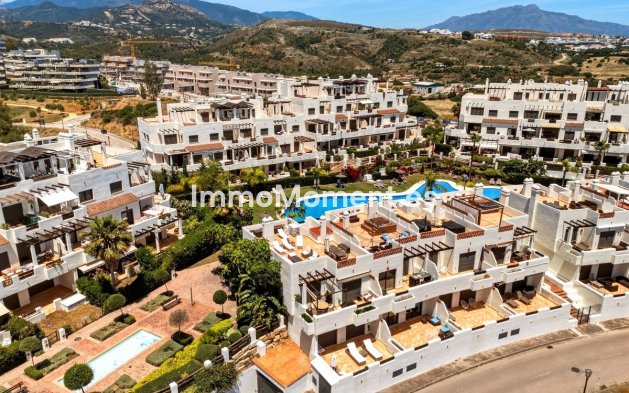 Resale - Townhouse - Estepona - Estepona Centro