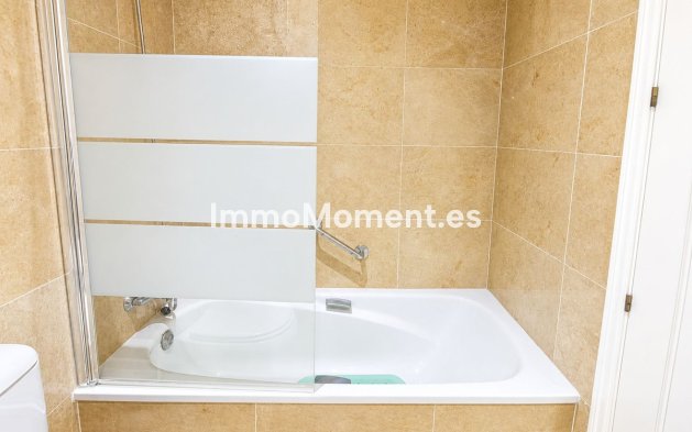 Wiederverkauf - Wohnung - Manilva - La Duquesa