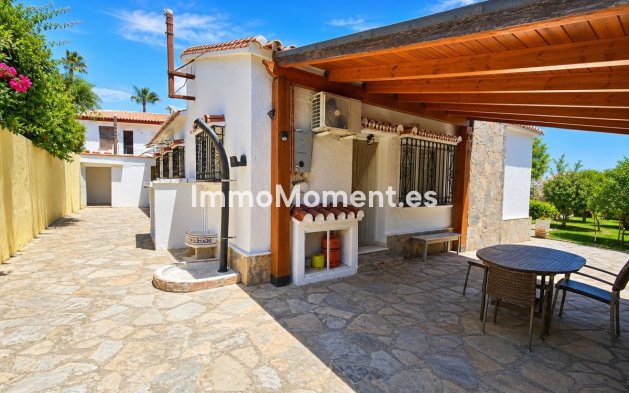 Reventa - Villa independiente - Manilva - La Duquesa
