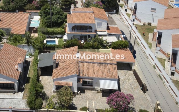Reventa - Villa independiente - Manilva - La Duquesa
