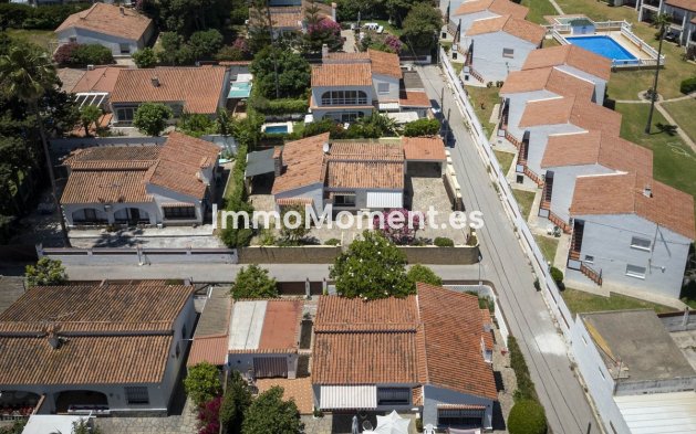 Reventa - Villa independiente - Manilva - La Duquesa