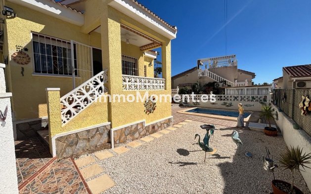 Bestaande woning - Vrijstaande villa - Rojales - Ciudad Quesada