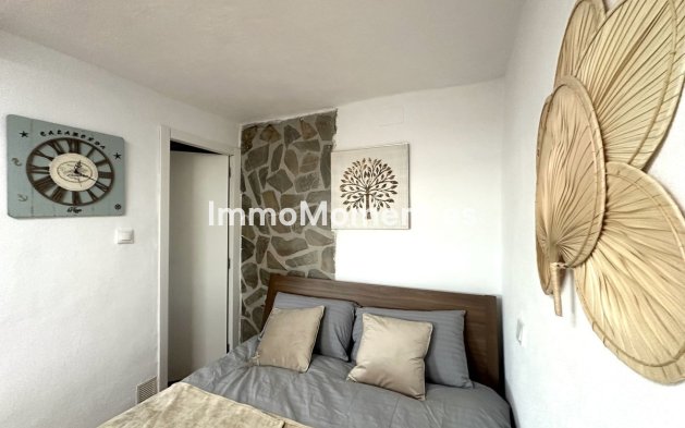 Resale - Apartment - Mijas - Calahonda