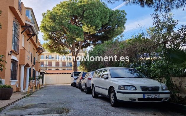 Resale - Apartment - Mijas - Calahonda