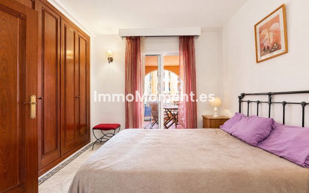 Resale - Apartment - Torrevieja - Torrevieja Centro
