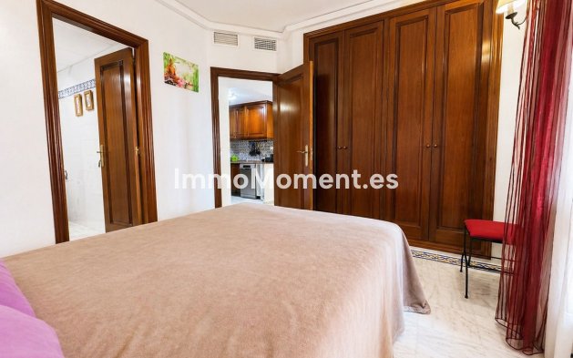 Resale - Apartment - Torrevieja - Torrevieja Centro