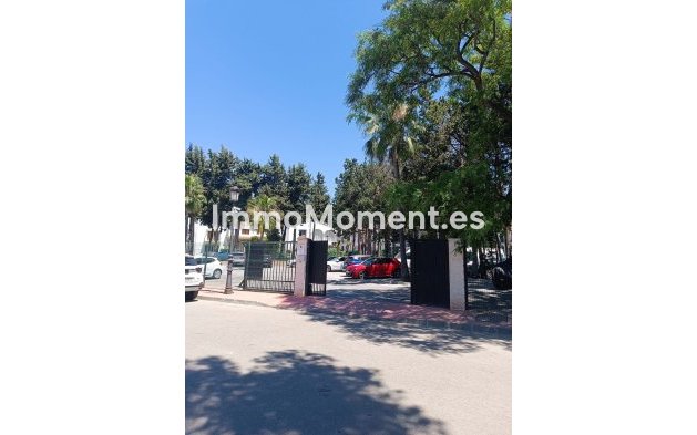 Revente - Appartement - Estepona  - Estepona Centro