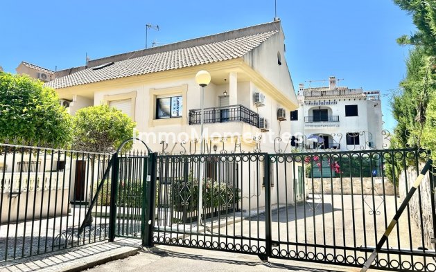 Wiederverkauf - Reihenhaus - Orihuela - La Zenia