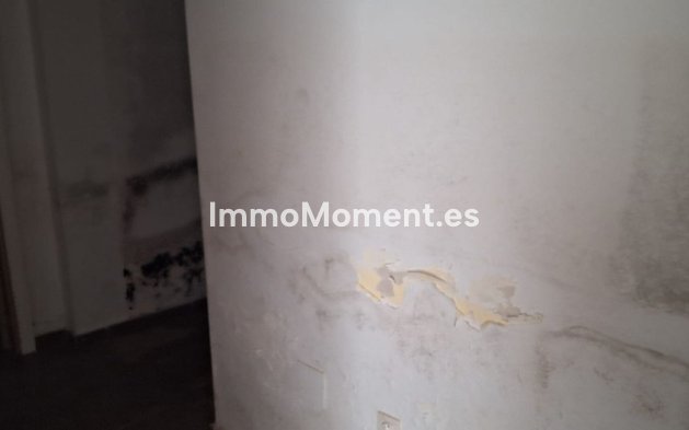 Wiederverkauf - Freistehende Villa - Fuengirola - Fuengirola Centro