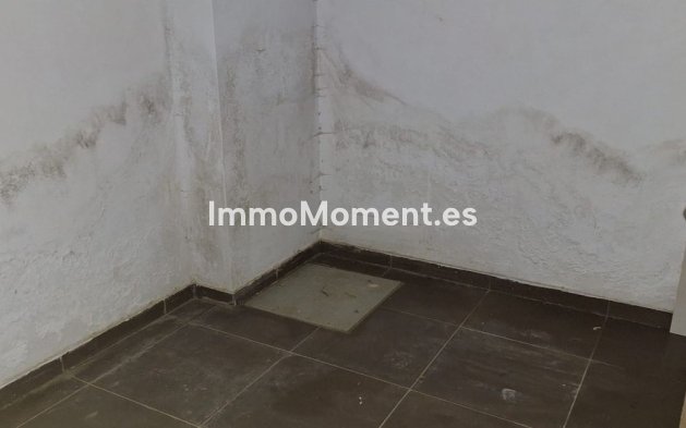 Wiederverkauf - Freistehende Villa - Fuengirola - Fuengirola Centro