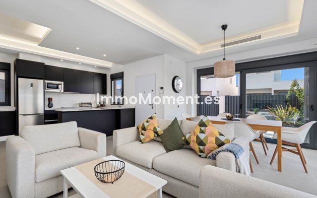 Resale - Detached villa - San Fulgencio - La Marina