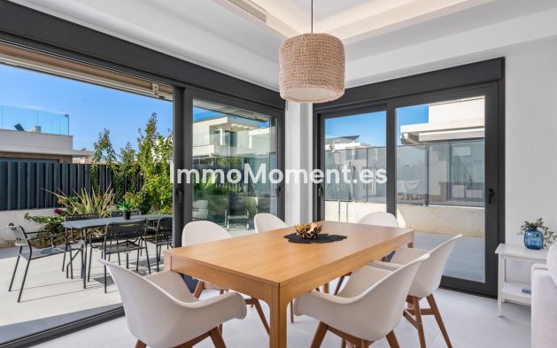 Resale - Detached villa - San Fulgencio - La Marina